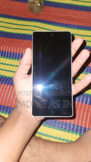 গুগল পিক্সেল ৭ ১২৮ জিবি হোয়াইট