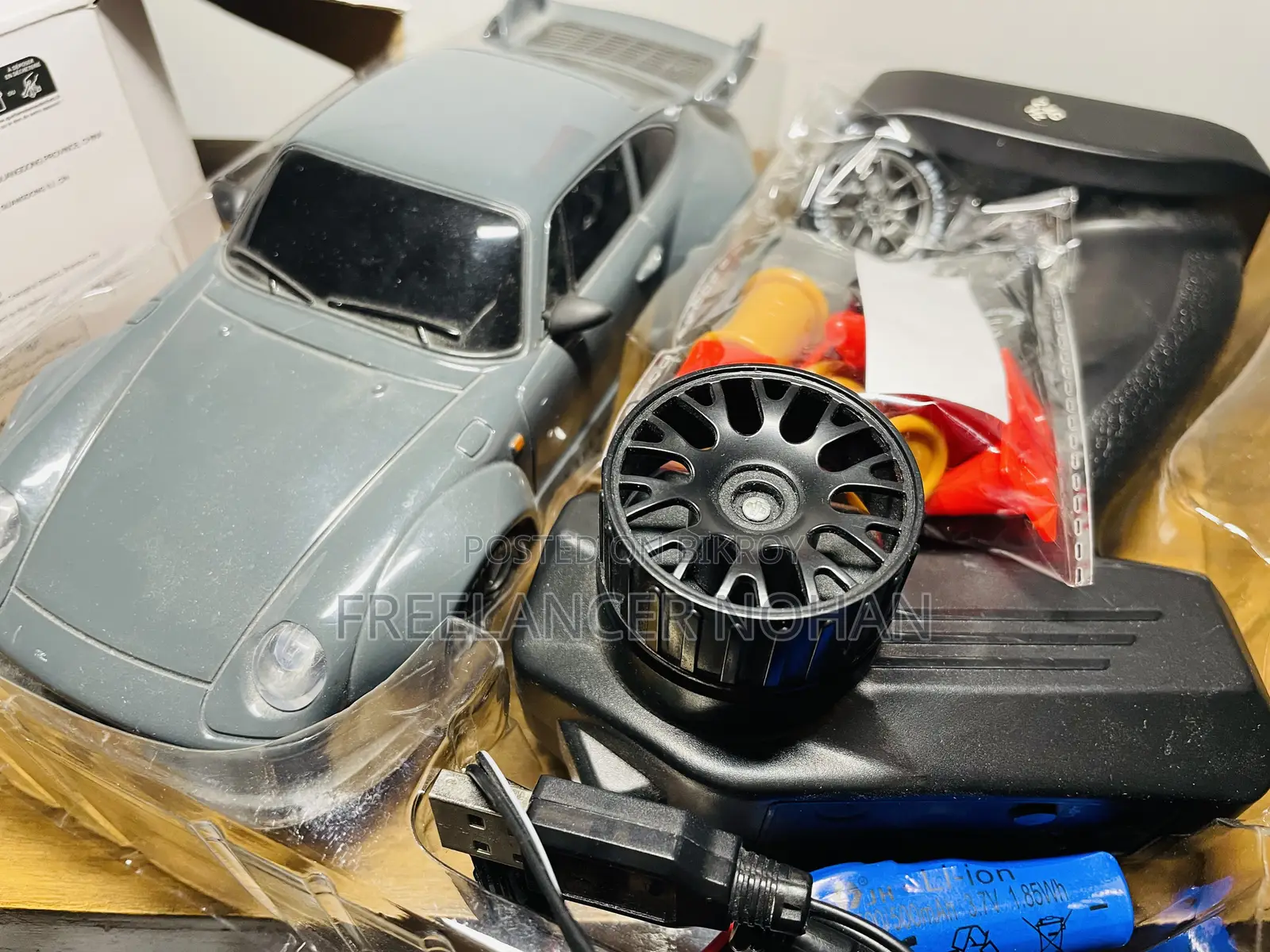 Porsche 993 911 RWB 4WD RC Drift Car With Tires & Traffic Cones