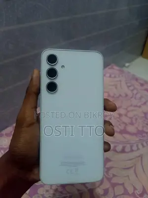 স্যামসাং গ্যালাক্সি এ৩৫ ১২৮ জিবি সাদা