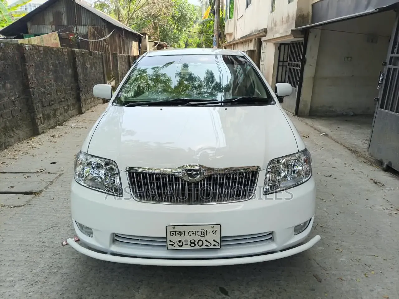 Toyota Corolla Sedan 2004 White