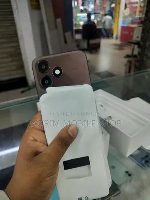 নতুন অপো ১২৮ জিবি লাল