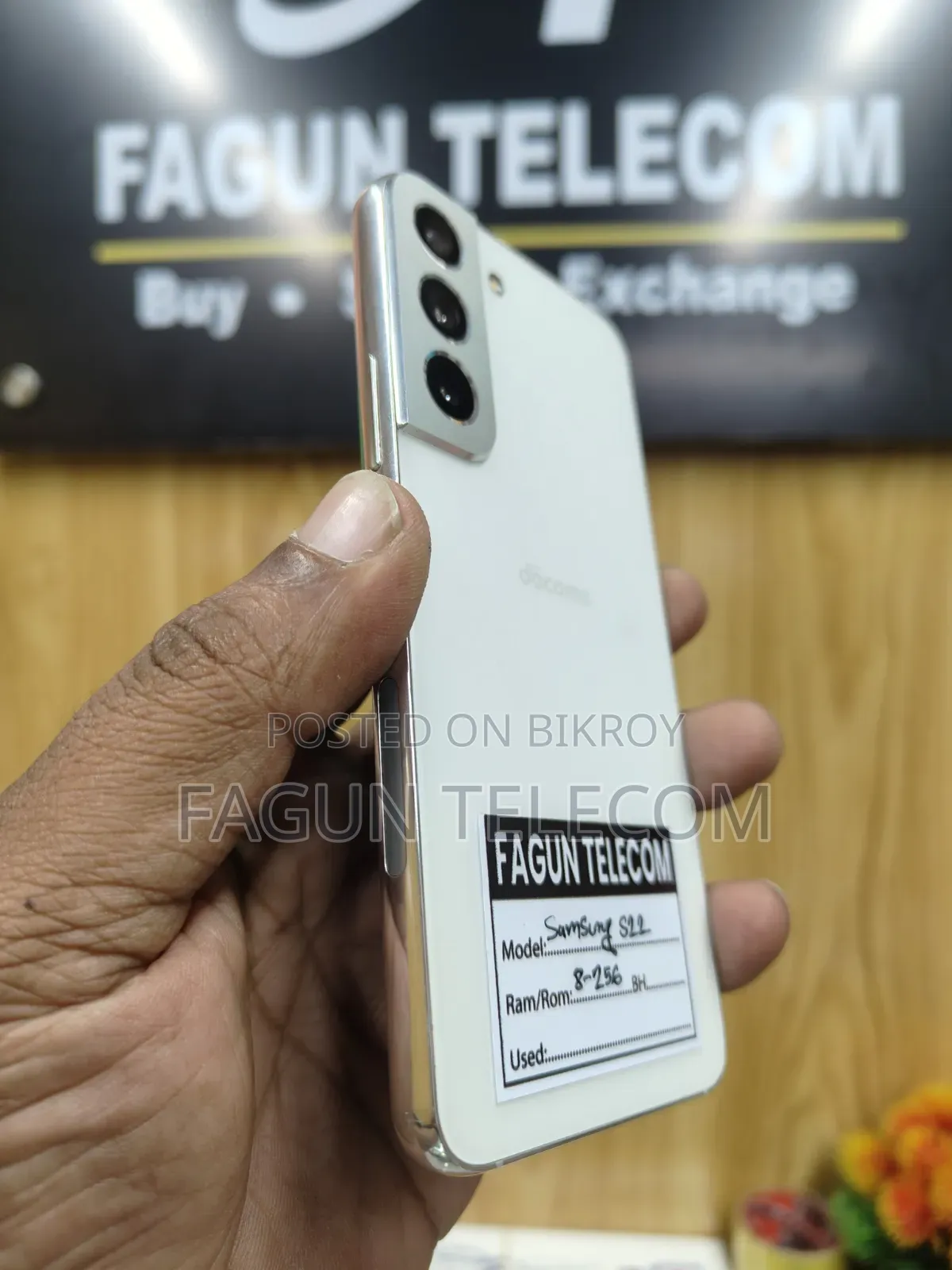 Samsung Galaxy S22 5G 256 GB White
