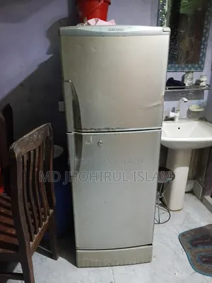 রানিং ফ্রিজ বিক্রয় করা হবে