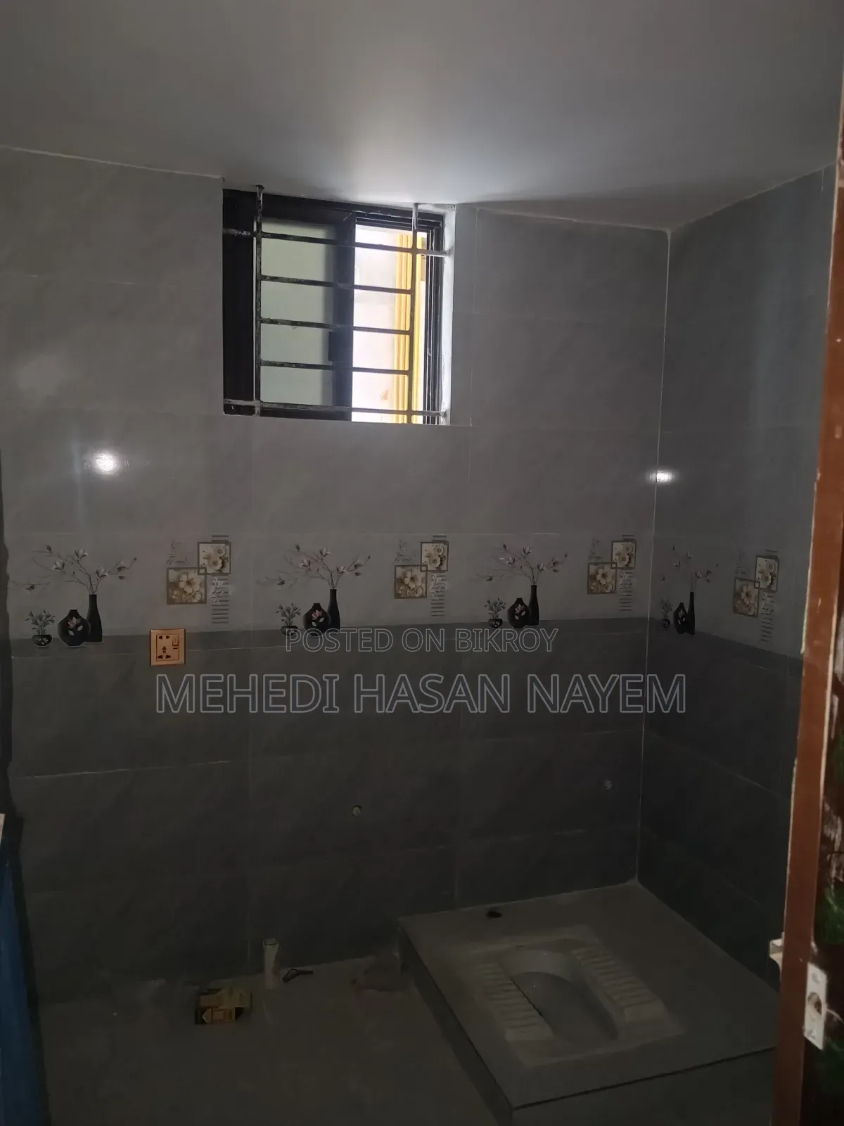 ৩ বেডরুমের ব্লক অফ ফ্ল্যাটস ইন বনশ্রী ফর সেল