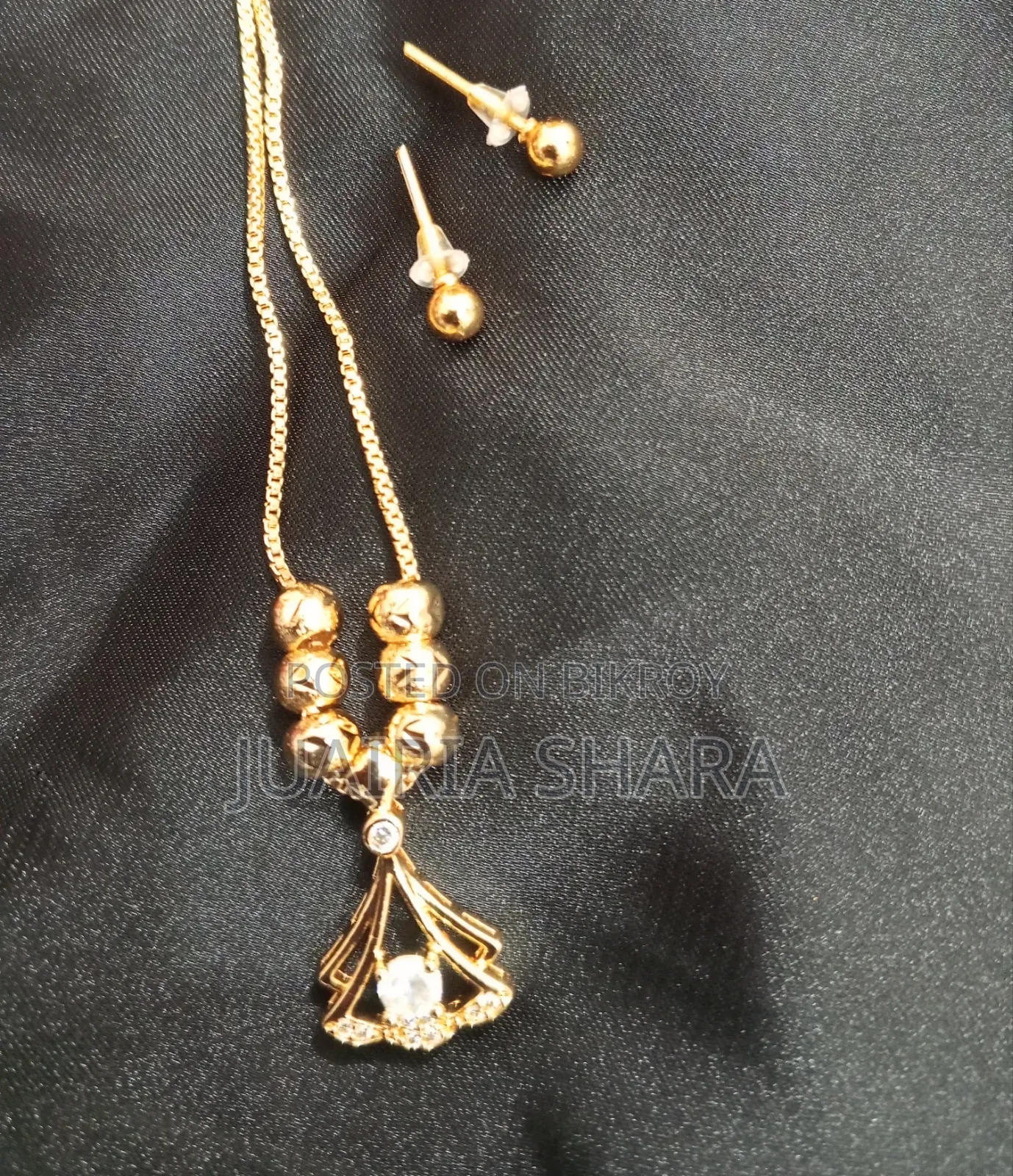 Pendant Set