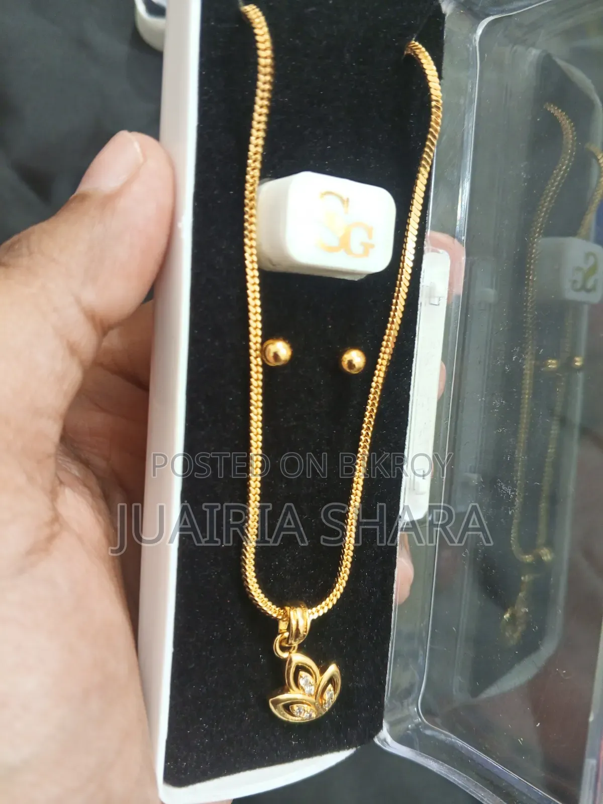 Pendant Set