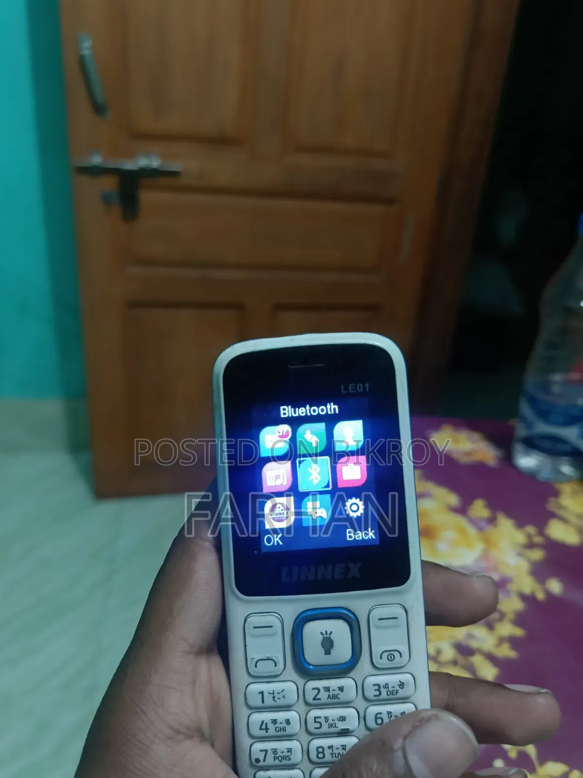 LINNEX White