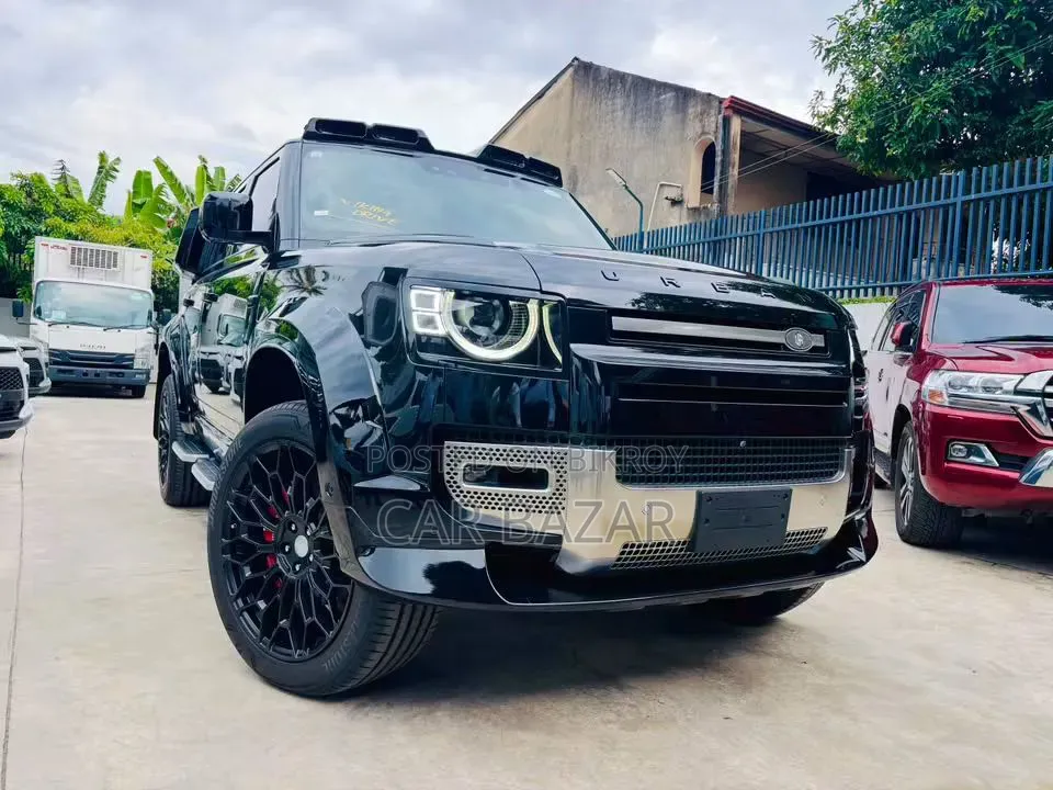 Land Rover Defender 75th Edition 2023 Black