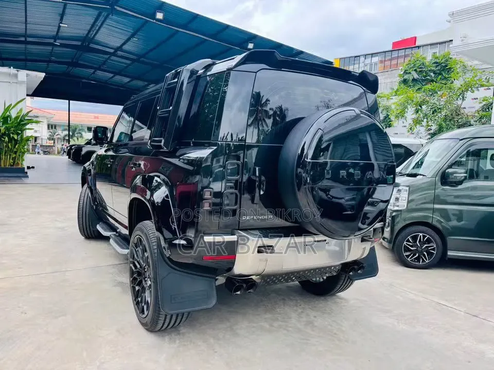 Land Rover Defender 75th Edition 2023 Black