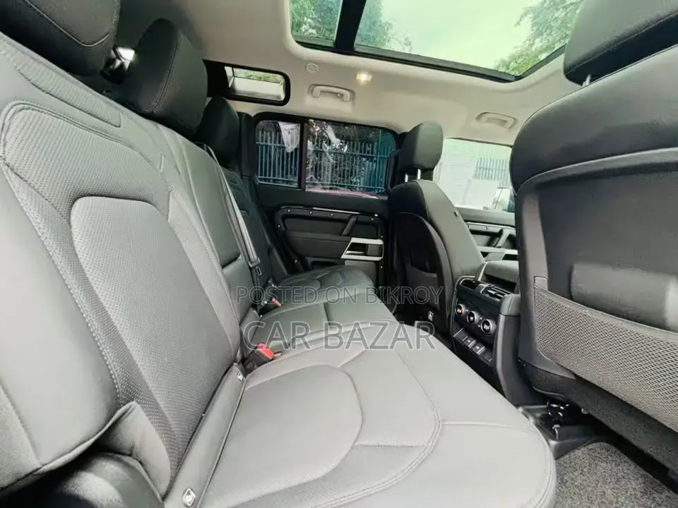 Land Rover Defender 75th Edition 2023 Black
