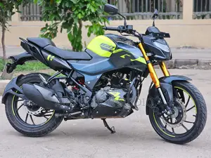Hero Thriller 160R 2024 Green