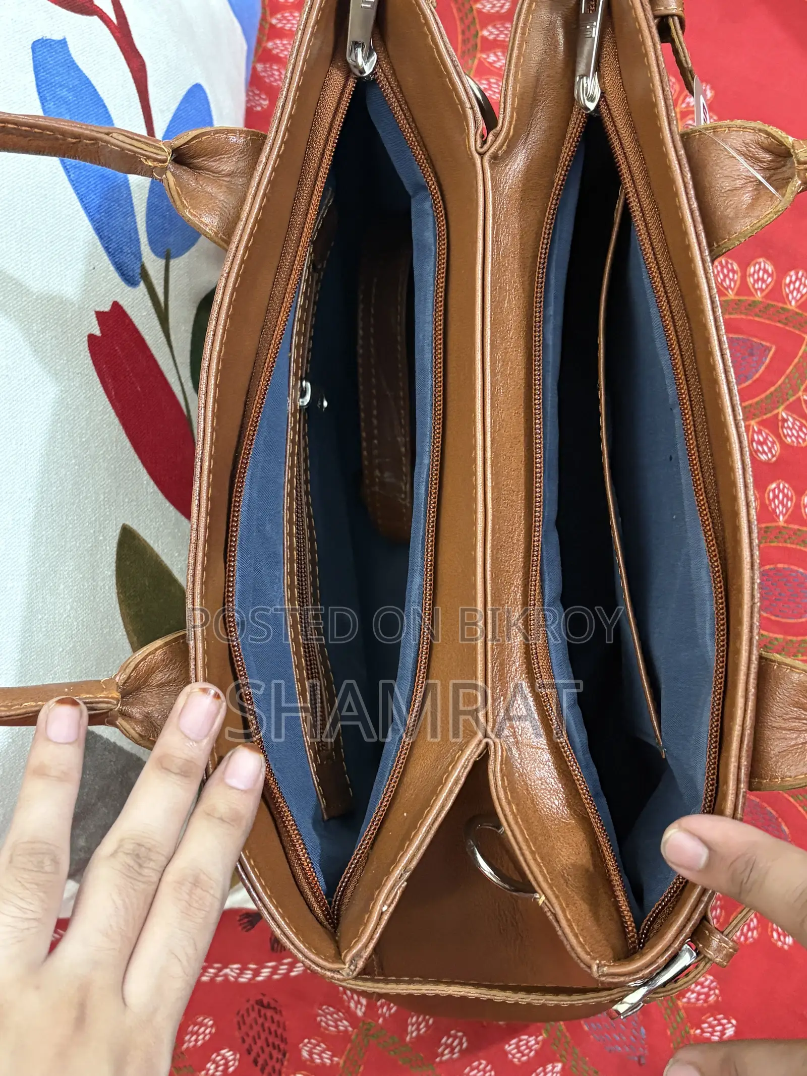 Elegant Brown Ladies Handbag