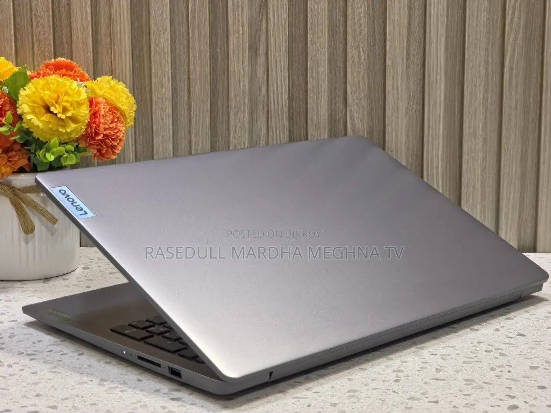Laptop Lenovo 4GB Intel SSD 500GB