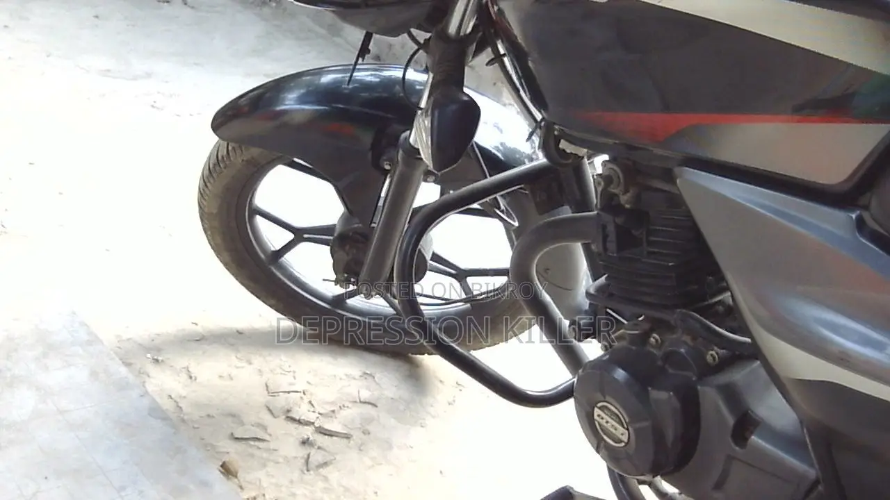 Bajaj Discover 125 2019 Black