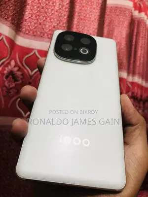 নতুন আইকিউও জেড১০ ২৫৬ জিবি সাদা