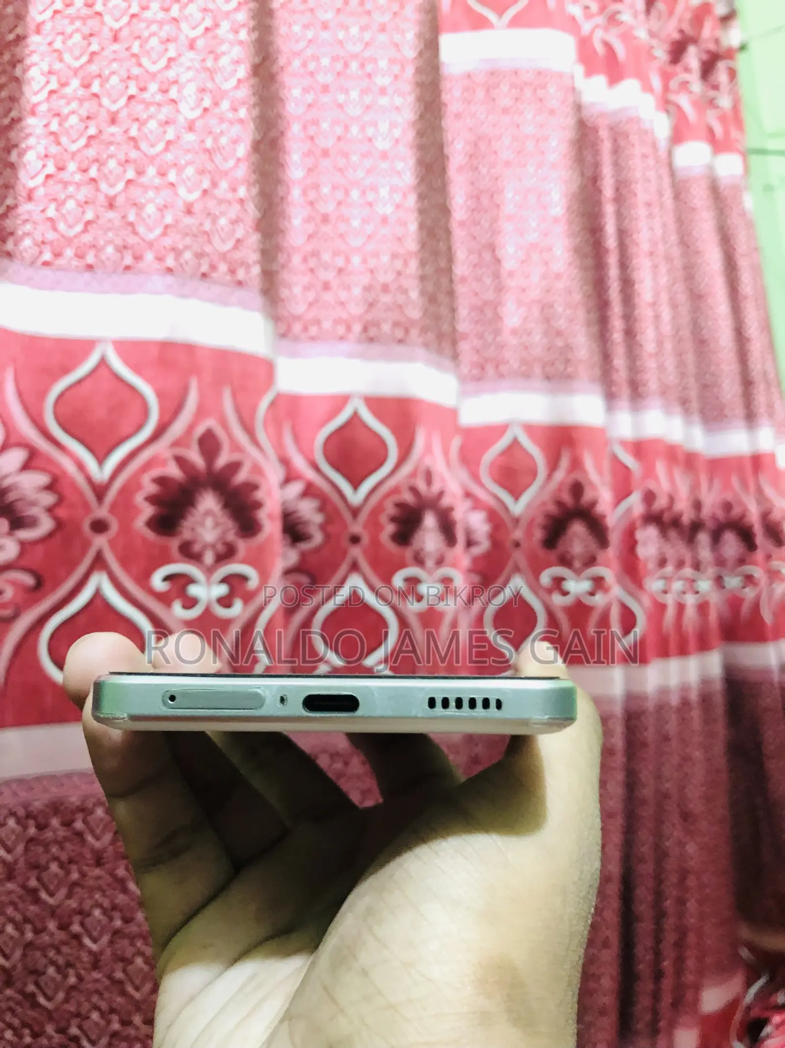 নতুন আইকিউও জেড১০ ২৫৬ জিবি সাদা