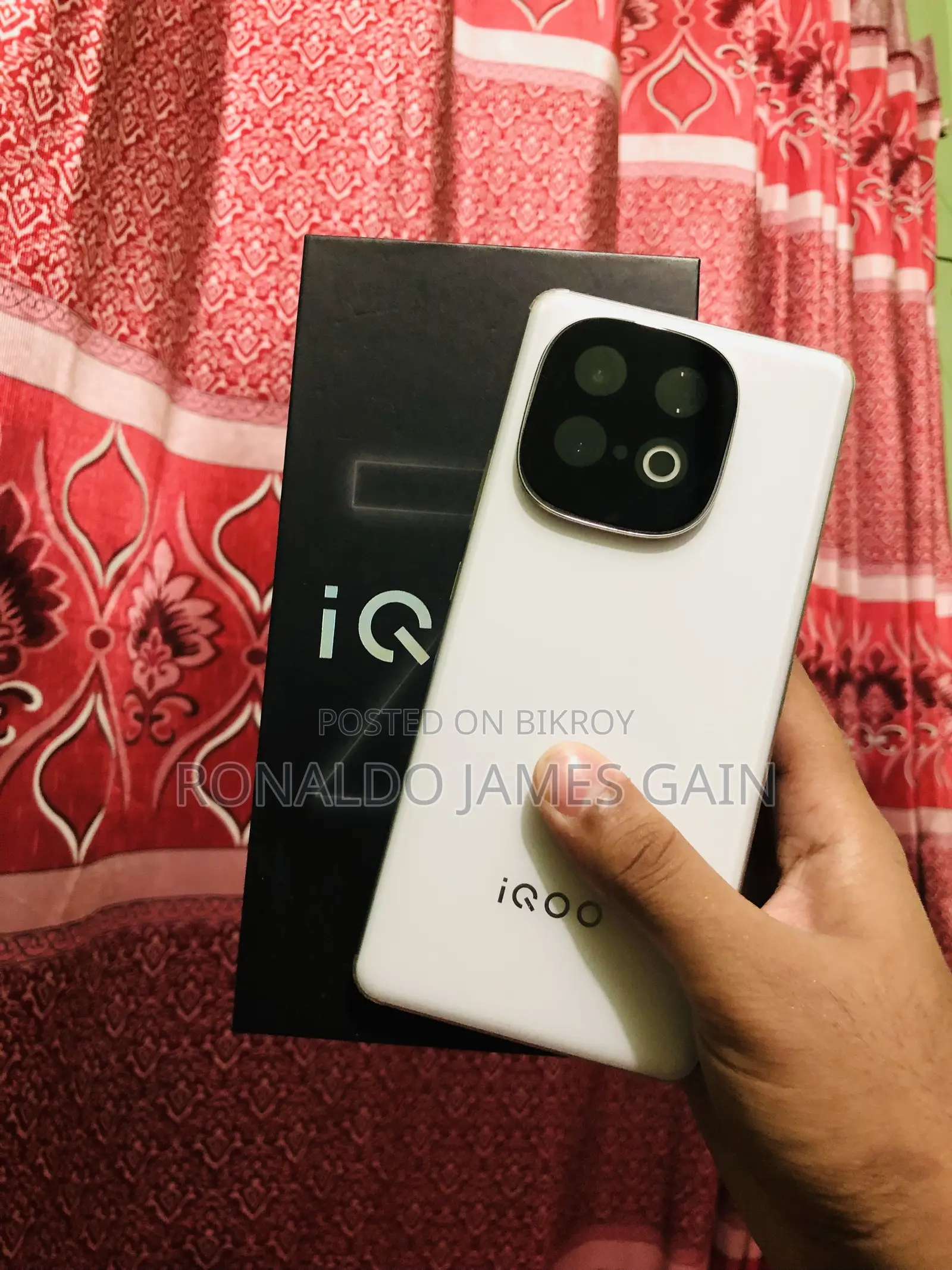 নতুন আইকিউও জেড১০ ২৫৬ জিবি সাদা