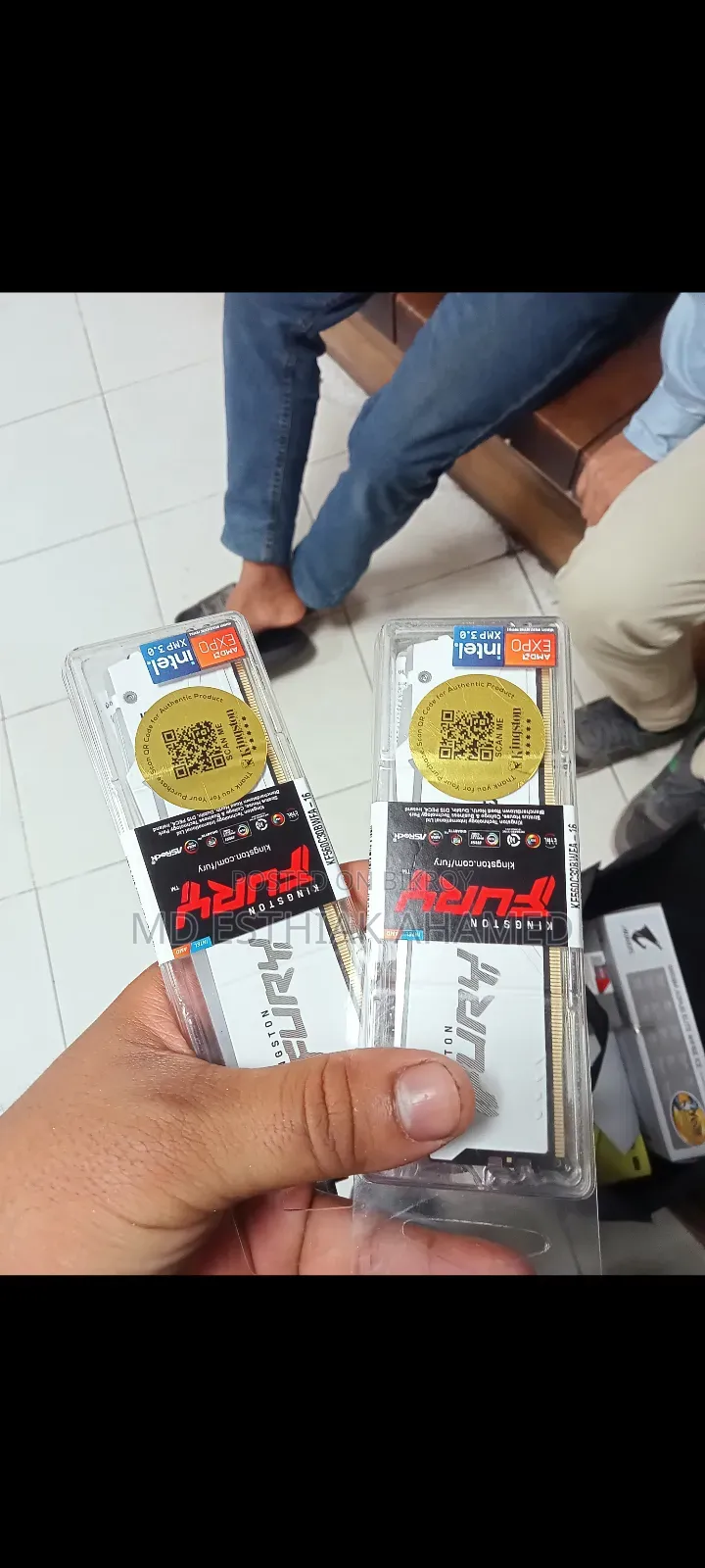একটা রেম বিক্রি করব ১৬ জিবি Ddr5 ৬০০০ মেগাহার্জ  ৬০০০ অনেক টাকার দরকার