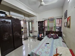 মালিবাগে ৩ বেডরুমের অ্যাপার্টমেন্ট বিক্রয়ের জন্য