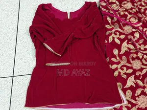 ভেলভেট লেহেঙ্গা