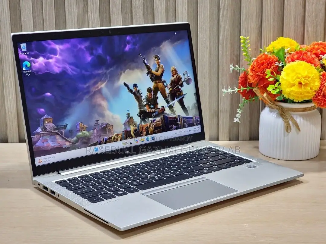 Laptop HP 8GB AMD Ryzen 5 SSD 512GB