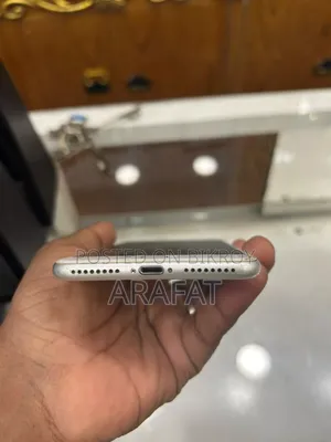 Apple iPhone 7 Plus 32 GB White