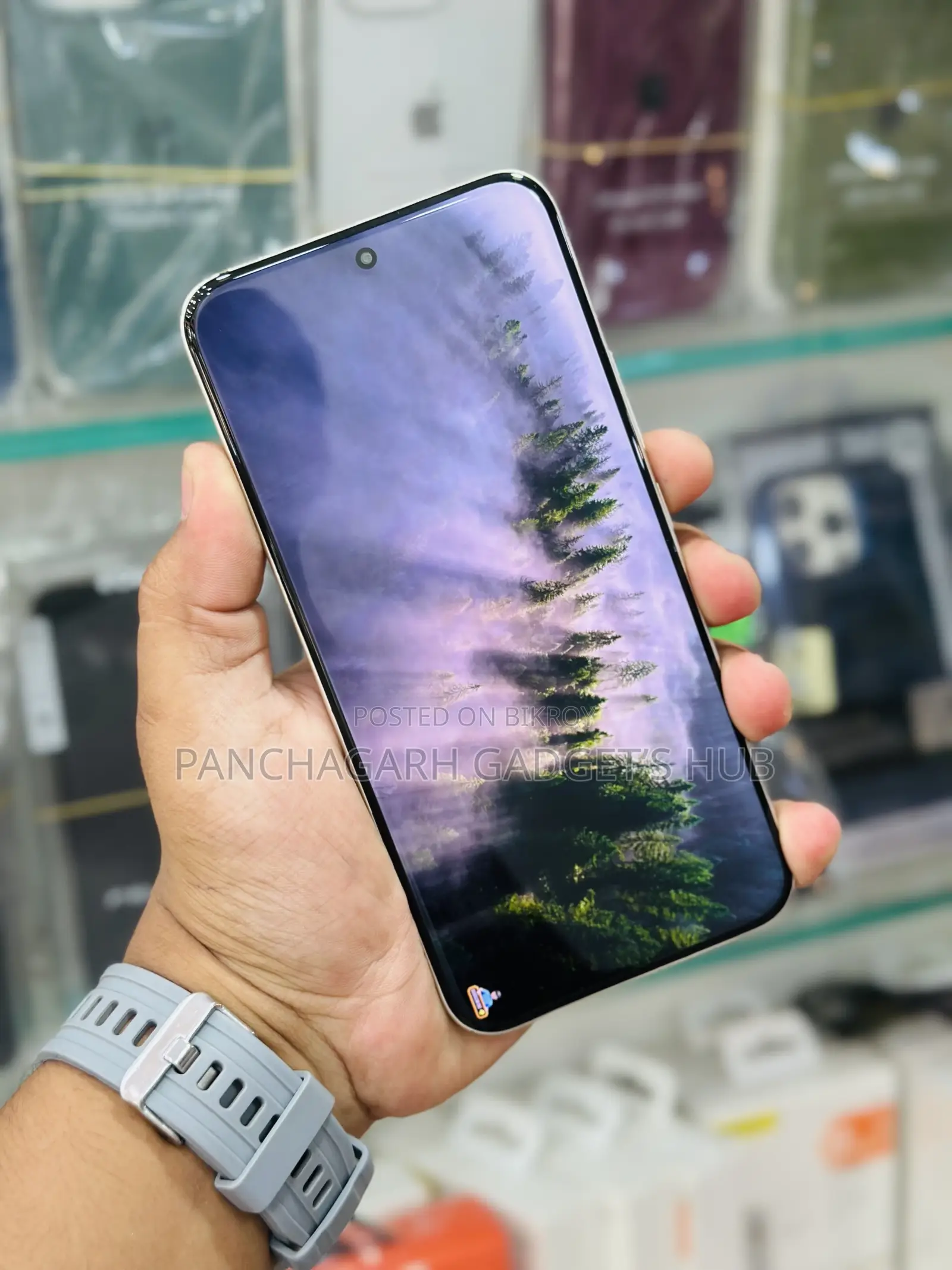 শাওমি রেডমি নোট ১৫ প্রো প্লাস ৫১২ জিবি লাল