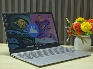 HP Laptop 8GB Intel Core i5 SSD 512GB