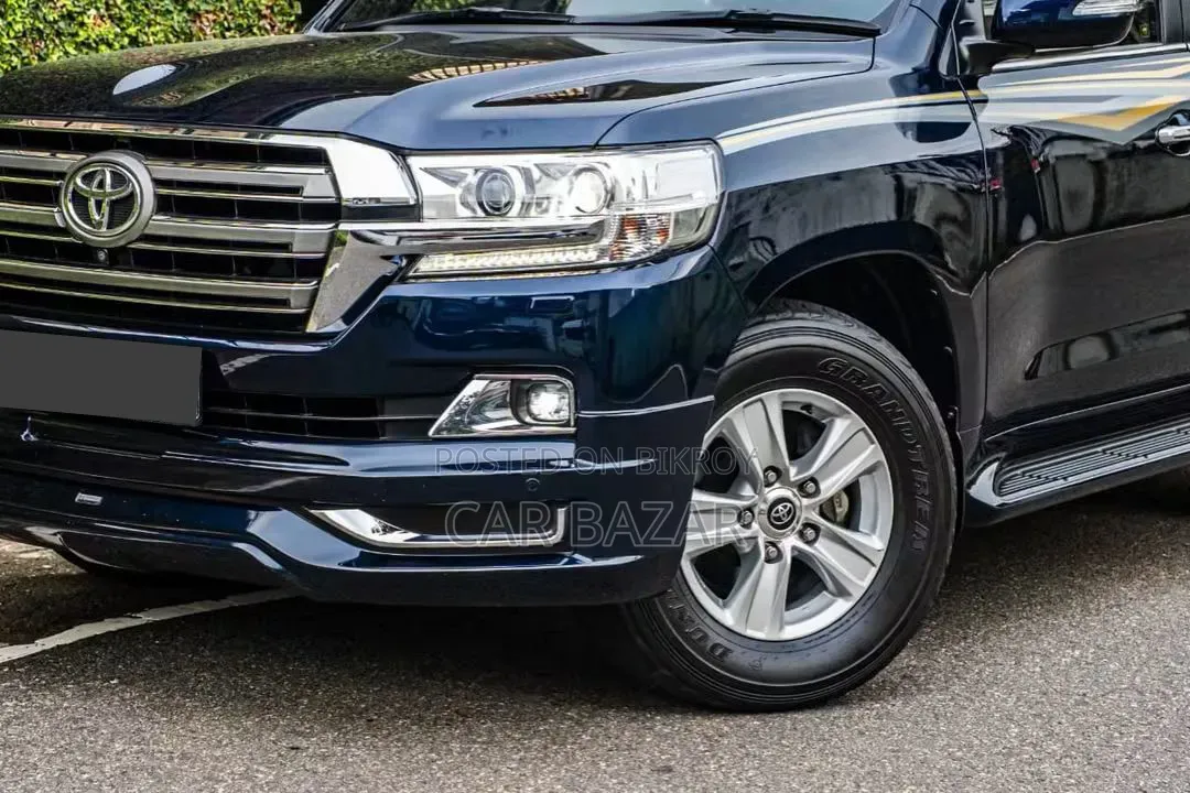 Toyota Land Cruiser 4.5 V8 VXR 2017 Blue