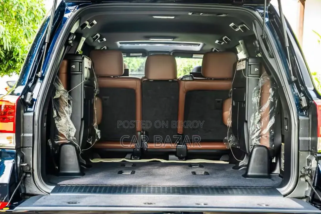 Toyota Land Cruiser 4.5 V8 VXR 2017 Blue