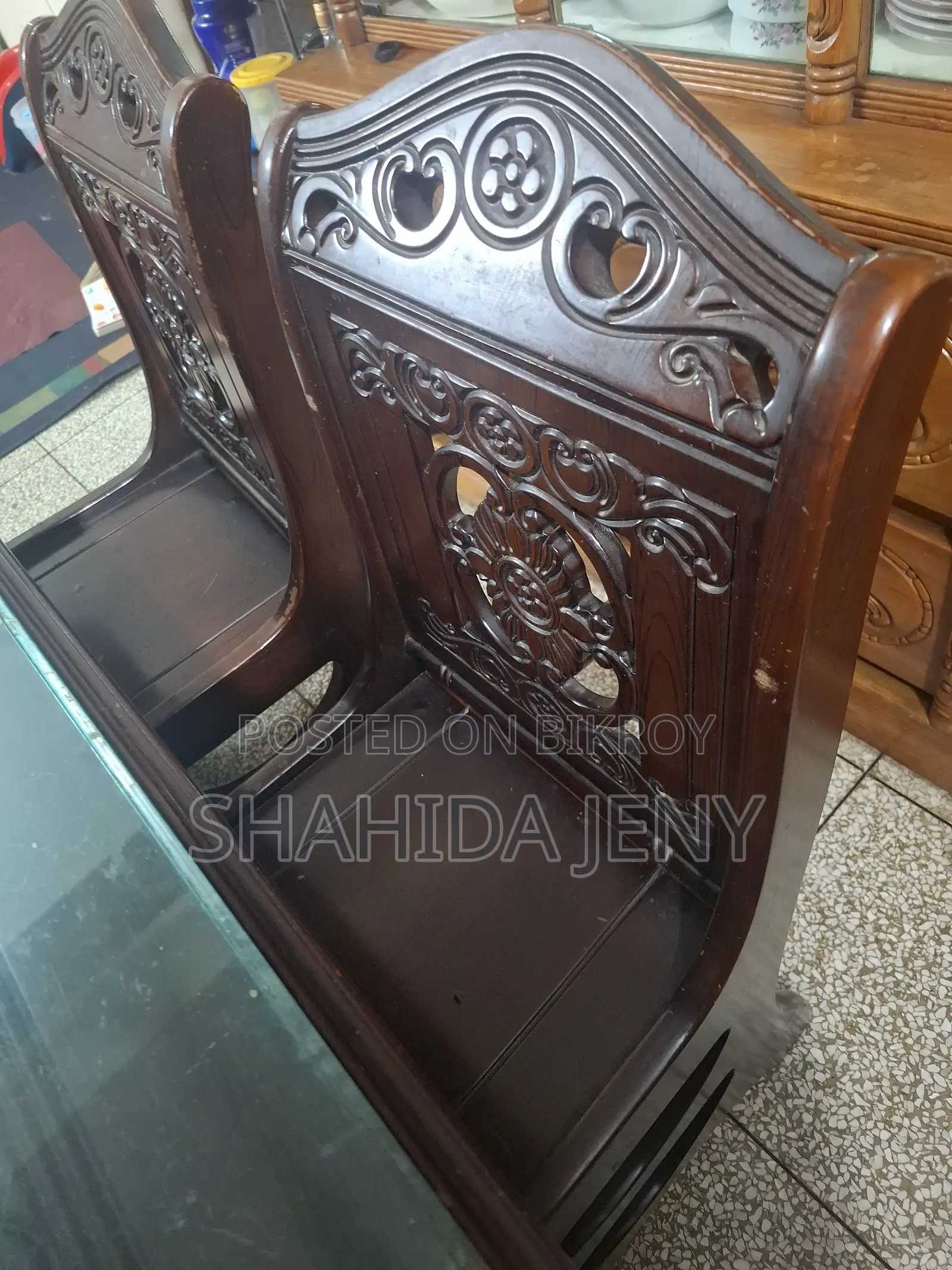 6-Seater Dining Table
