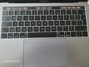 Laptop Apple MacBook 2019 16GB Intel Core i7 SSD 256GB