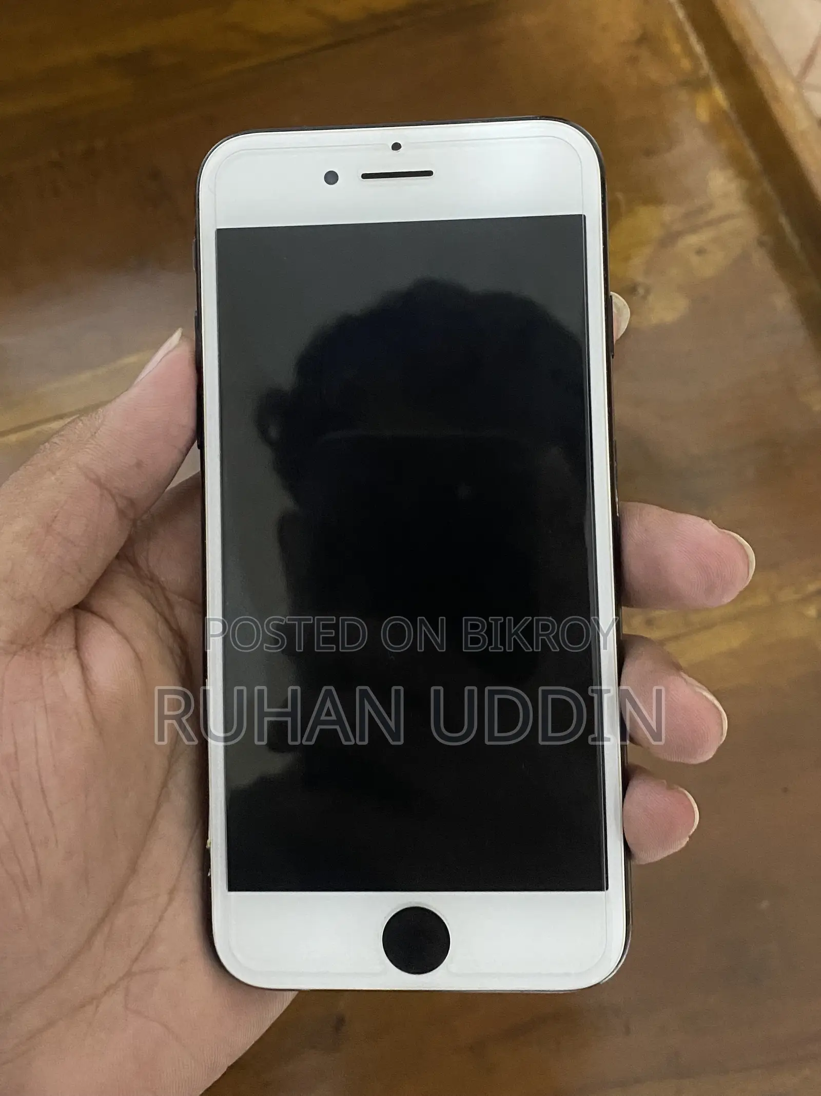 অ্যাপল আইফোন ৭ ৩২ জিবি ব্ল্যাক