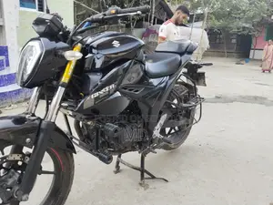 Suzuki Gixxer 2022 Black