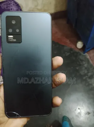 Vivo Y73s 128 GB Silver