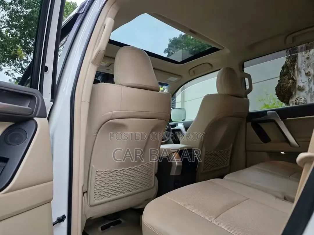 Toyota Land Cruiser Prado 2.7 2023 Pearl