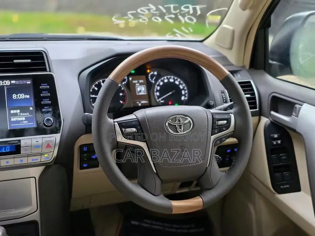 Toyota Land Cruiser Prado 2.7 2023 Pearl