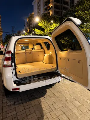 Toyota Land Cruiser Prado 2016 White