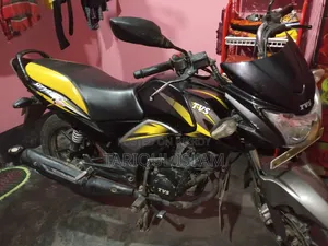 টিভিএস স্ট্রাইকার ১২৫ ২০২০ ইয়েলো