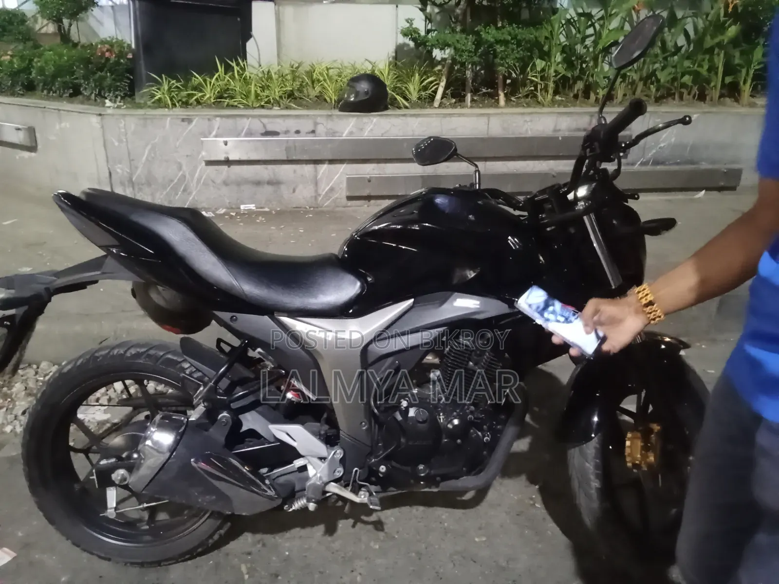 Suzuki Gixxer 2024 Black
