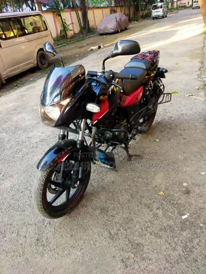 বাজাজ পালসার ১৫০ ২০১৮ ব্ল্যাক