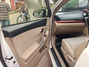 Toyota Premio 2016 Pearl