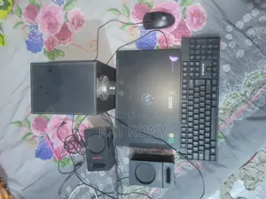 Laptop 8GB Intel Core i5 HDD+SSD 500GB