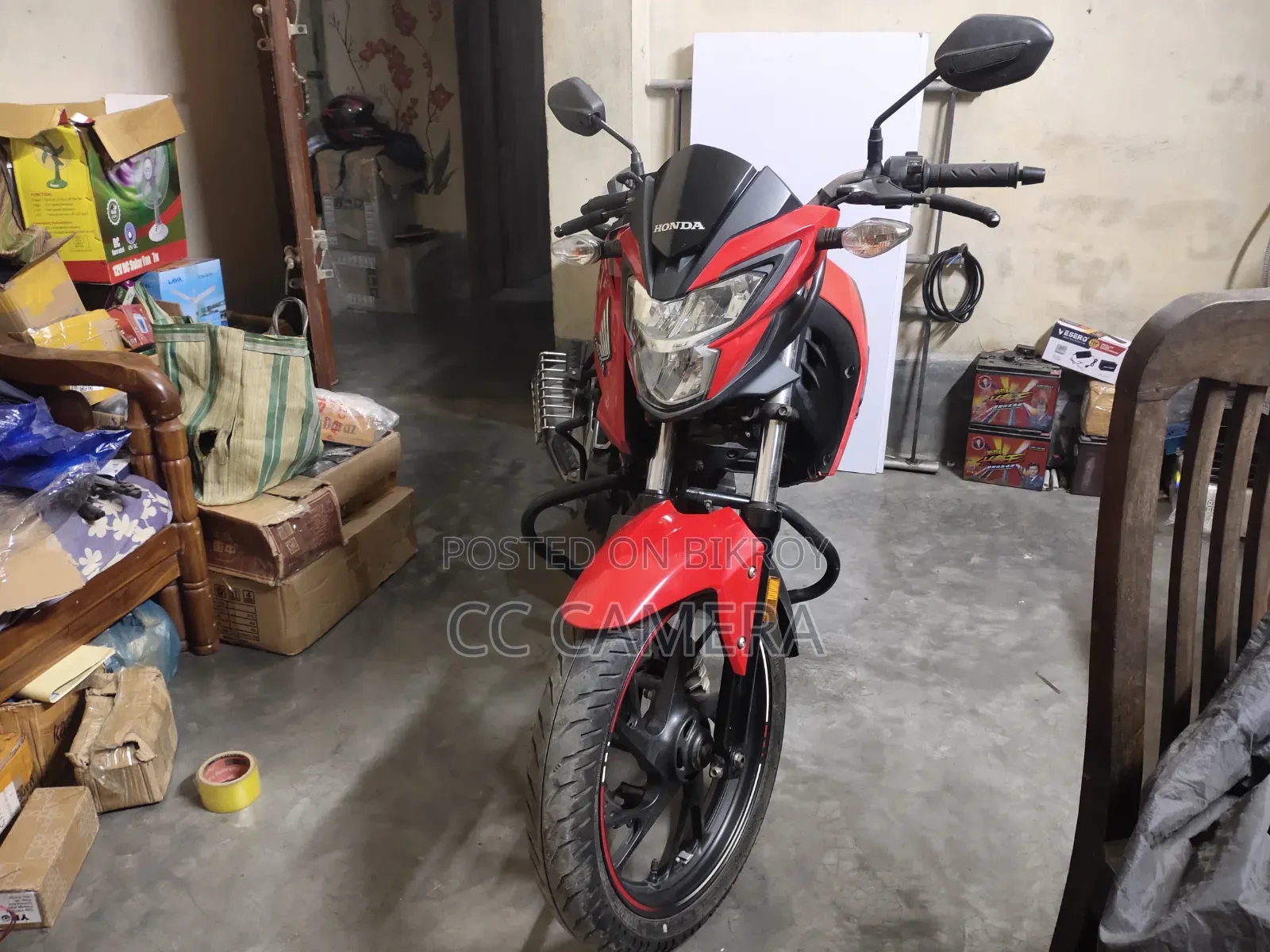 Honda Hornet 2022 Orange