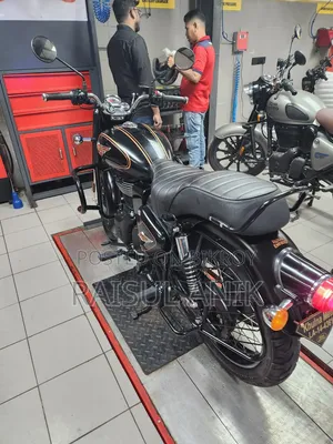 Royal Enfield Bullet 350 2025 Black