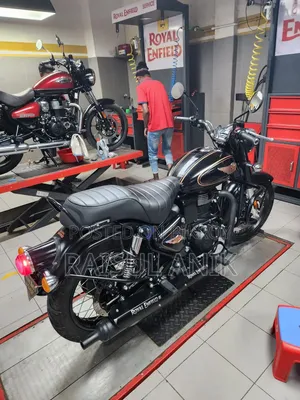 Royal Enfield Bullet 350 2025 Black