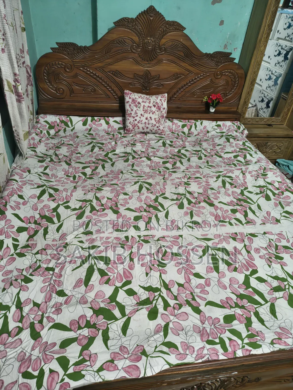 Double Size Wooden Bed