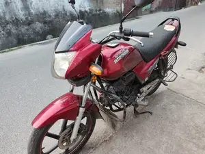 Runner Bullet 100 2016 Red