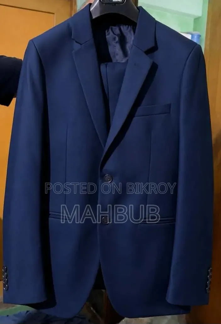 Premium Navy Blue Men's Blazer With Matching Tie – Excellent Condition