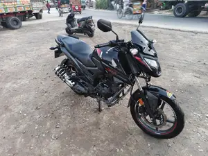 হোন্ডা এক্স-ব্লেড ১৬০ ২০২১ কালো